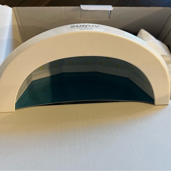 LEV/UD Lamp - Picture 4 of 5